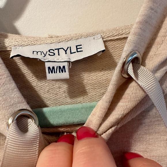 Hooded t-shirt dress - Picture 2 of 2